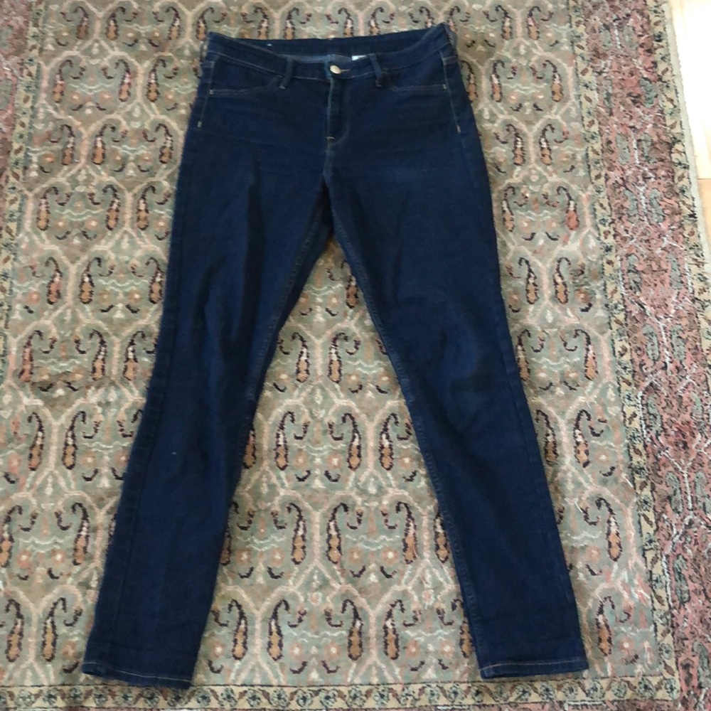 dark wash skinny jeans